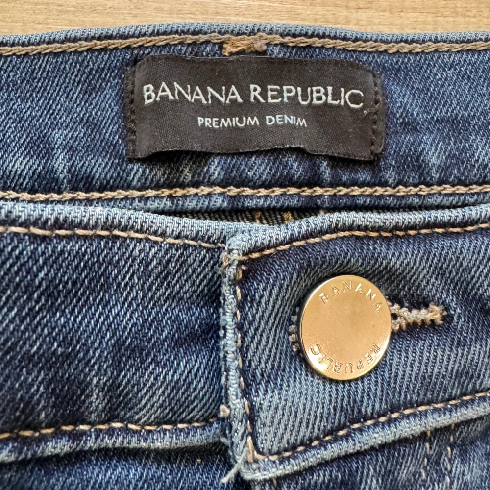 Banana Republic Wide Leg Jeans Quiet Luxury Minimalist Women 27 Dark Blue Denim - Picture 5 of 12